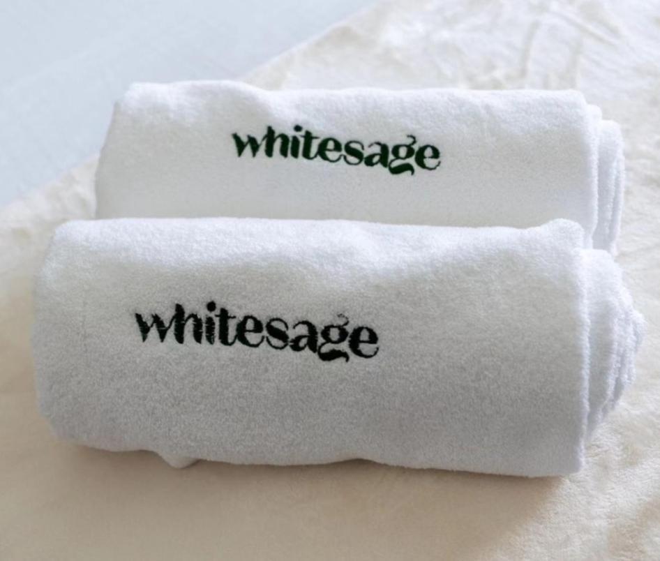 White Sage Spacious 1br At Marina Promenade Appartement